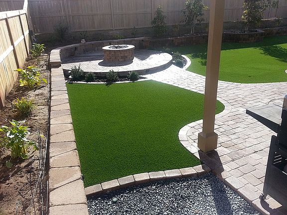 Rear yard 02