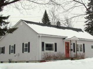 19 Diamond St, Saint Albans, VT 05478