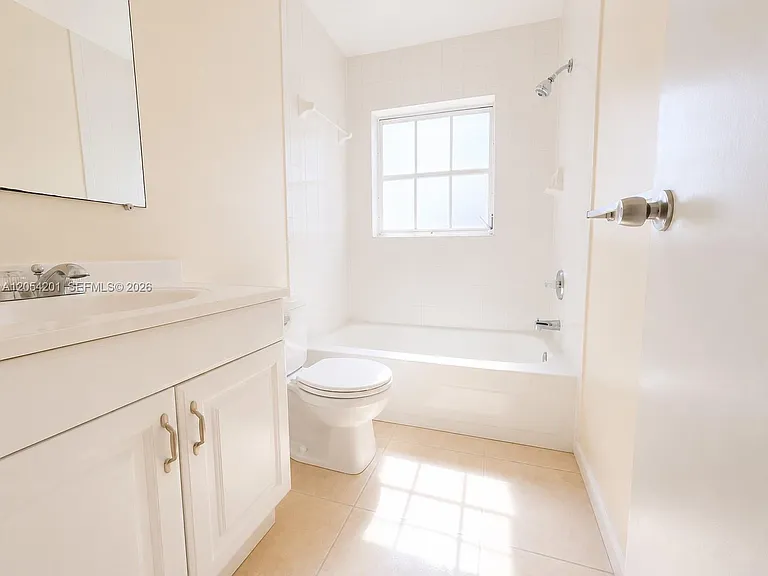 4951 Wedgewood Way #4 — Photo 14