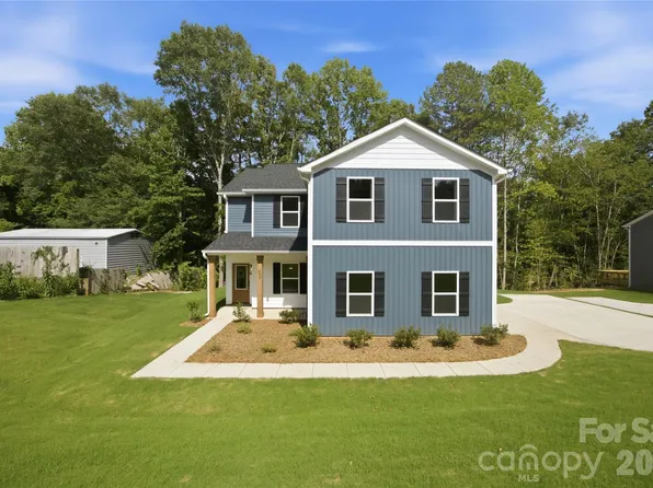 402 North St, Dallas, NC 28034