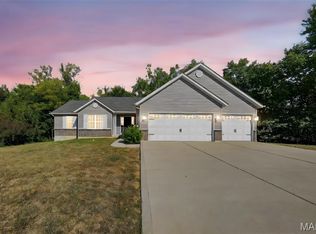 310 Rockport Dr, Troy, MO 63379