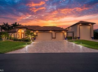 1725 SW 52nd Ter, Cape Coral, FL 33914