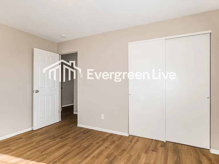 7009 Richwood Ln — Photo 10