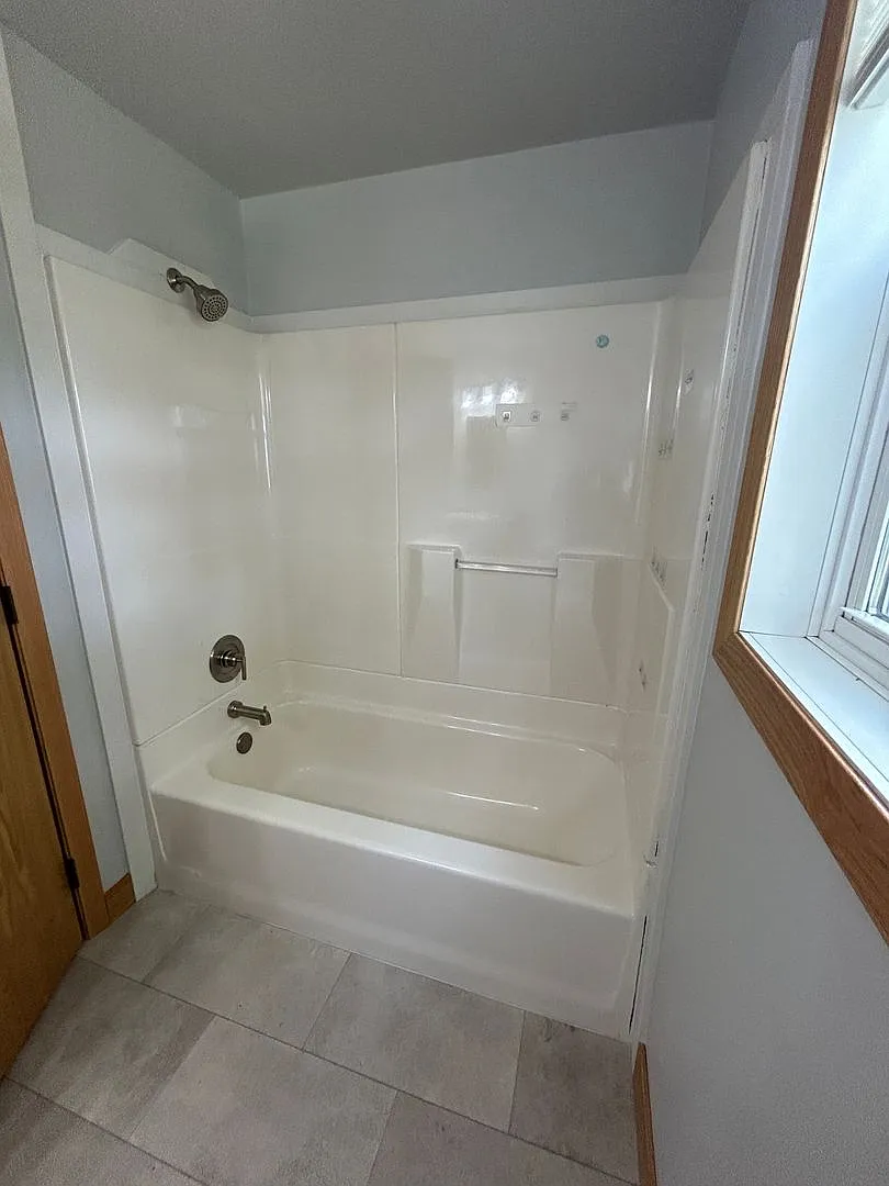 Beautiful, Renovated Single Family Home! — Photo 3