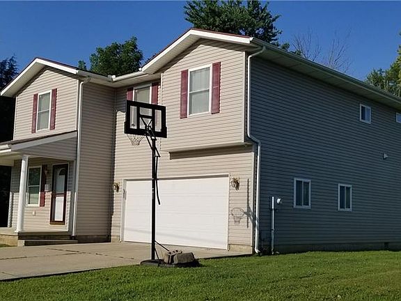 2nd image of 88 Jackson St