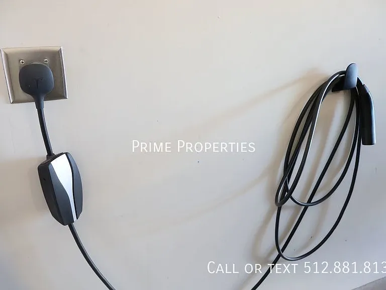 11500 Maple Leaf Way — Photo 13
