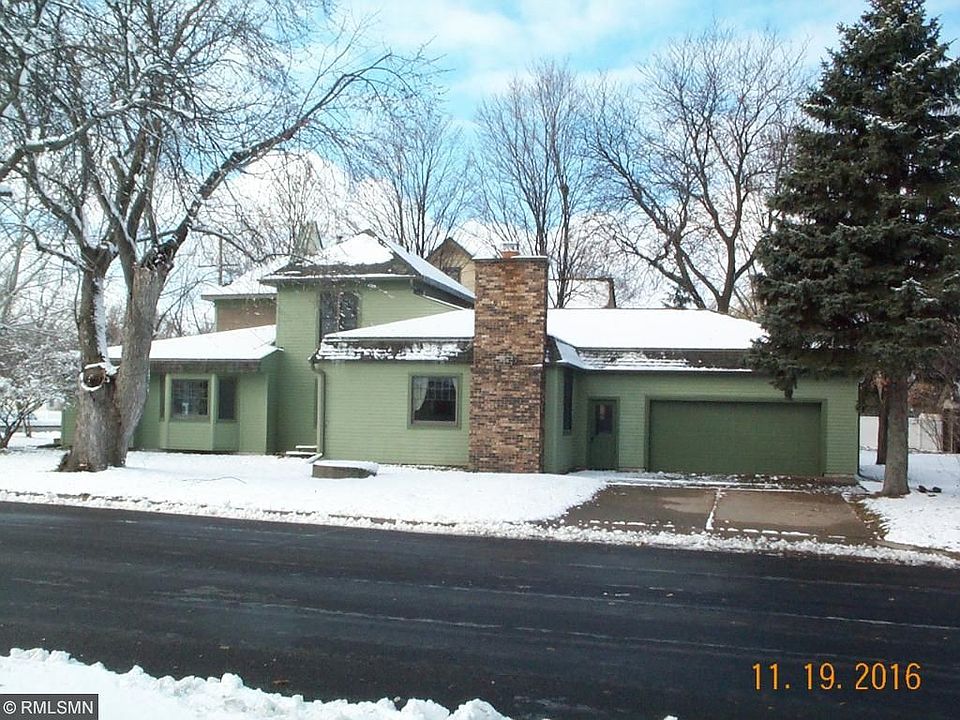 1st image of 501 W Broadway St