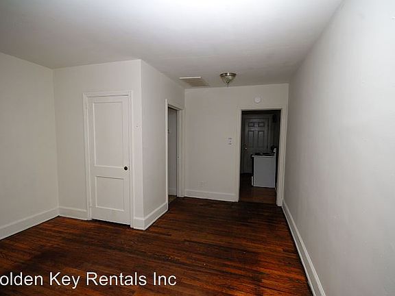 3rd image of 813A E Walnut St