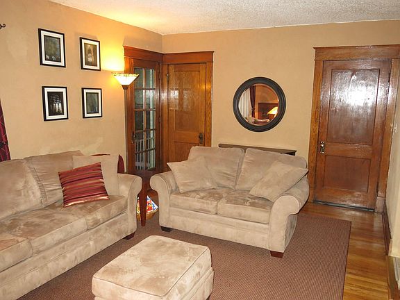 4th image of 72 N Park Ave #2