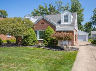 1329 Washington Blvd, Mayfield Heights, OH 44124