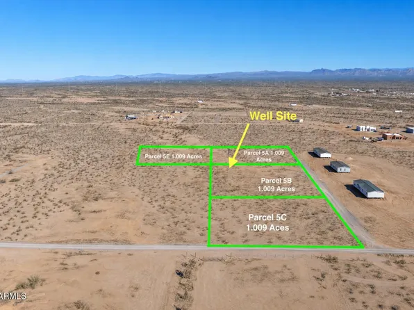 4 Radford Road #B, Wittmann, AZ 85361