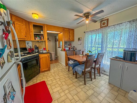 5th image of 117 W Park Dr