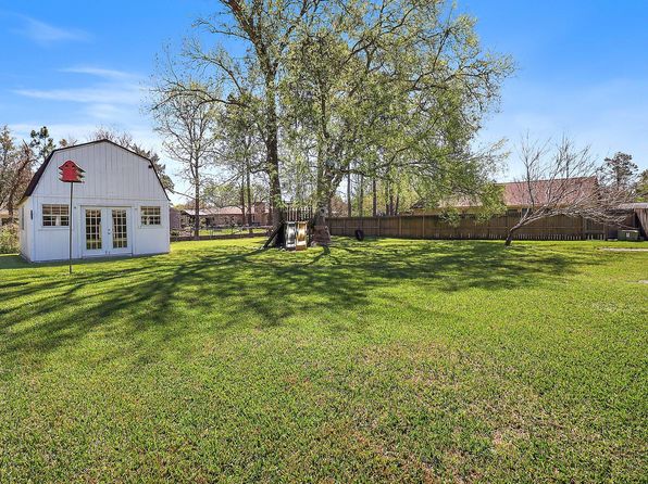 12404 Old River Dr, Mont Belvieu, TX 77523