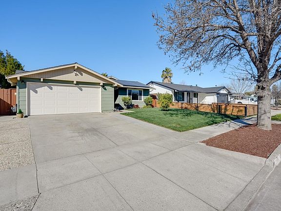 2nd image of 5891 Manichetti Ct