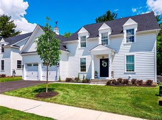 4375 Stonebridge Dr, Bethlehem, PA 18015
