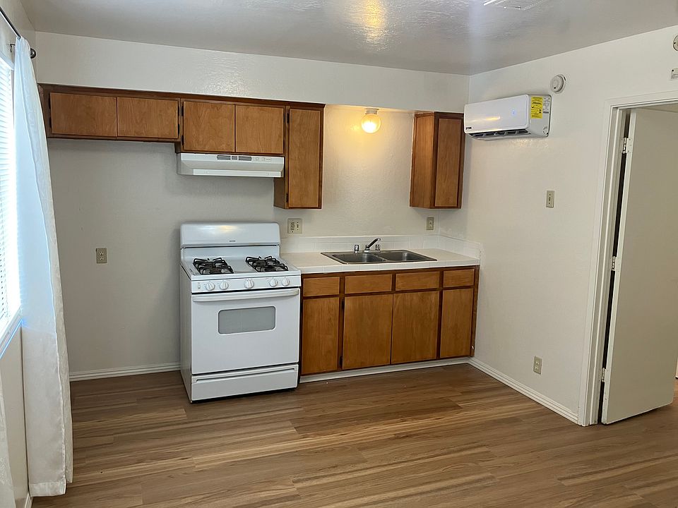 1st image of 443 S Hamlin Rd