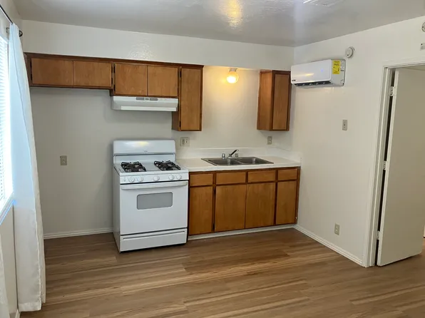443 S Hamlin Rd, Tipton, CA 93272
