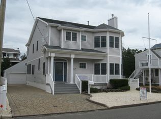 109 E 19th St, Brant Beach, NJ 08008