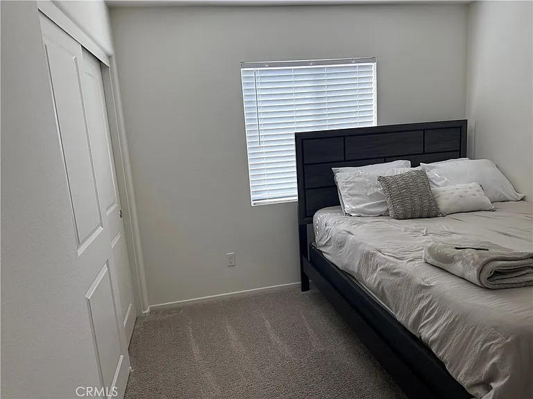492 Foursquare Pl — Photo 5