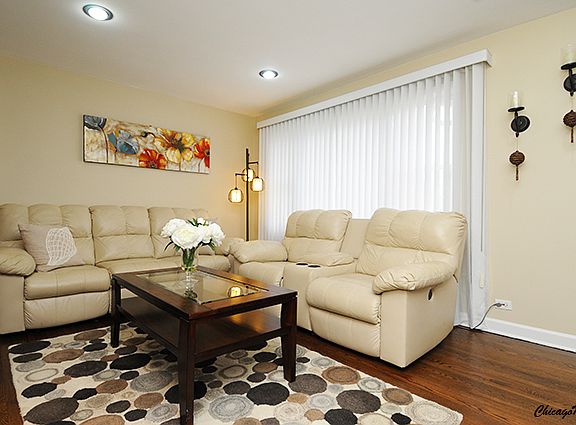 3rd image of 5059 N Nordica Ave
