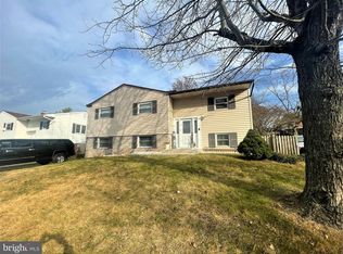 8935 Twin Ridge Dr, Glen Burnie, MD 21061