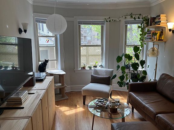 2nd image of 4516 N Wolcott Ave #1A