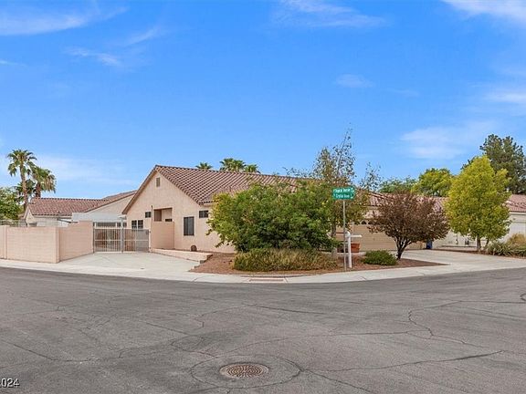 3rd image of 5629 Crystal Ocean St