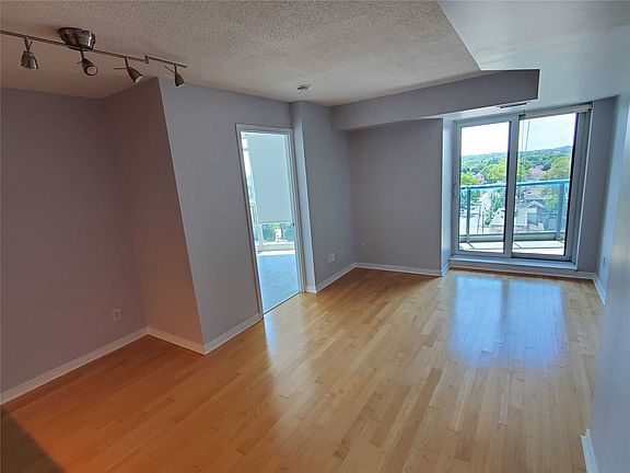 5th image of 28 Harrison Garden Blvd #1006