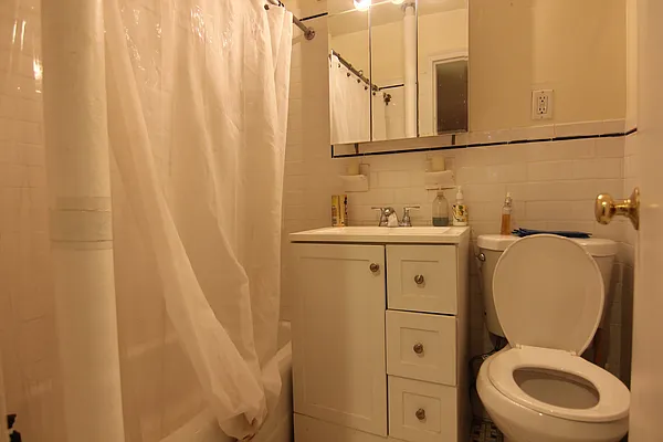 Rented by GPA Realty | media 8