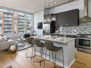 1140 S Delano Ct W, Chicago, IL 60605