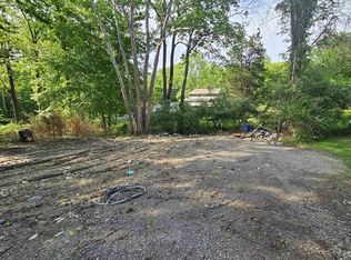 35 Sids Point Dr, Creal Springs, IL 62922