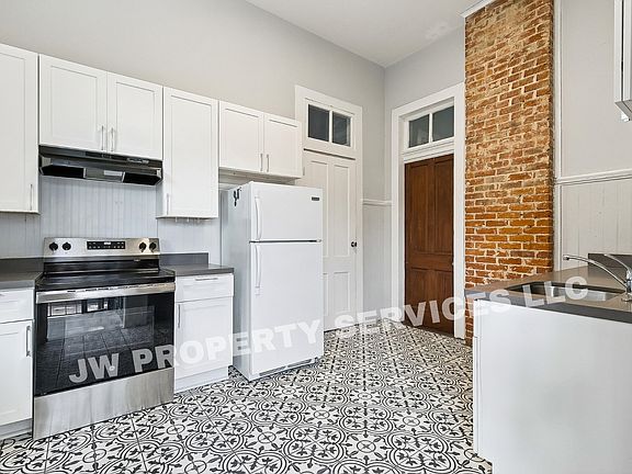 5th image of 5225 Magazine St #A