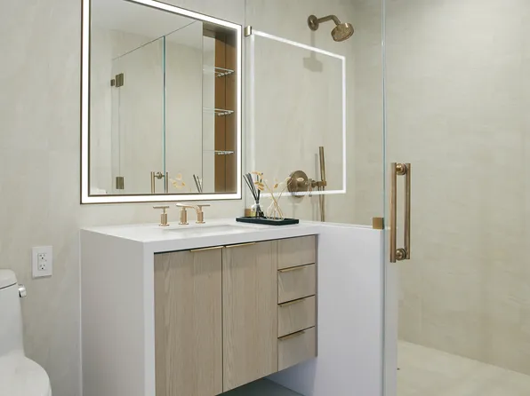 3 Court Square image 4 of 7