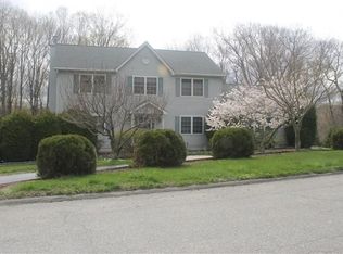 63 Alona Dr, Mahopac, NY 10541