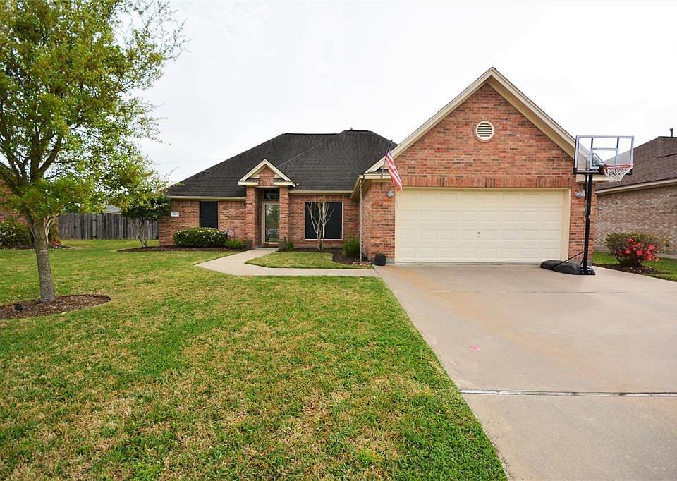 1st image of 61 Tangerine Ct