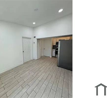 3039 Avenue J #4