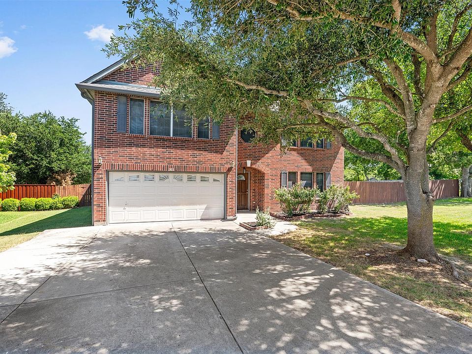 1st image of 305 Santolina Ln