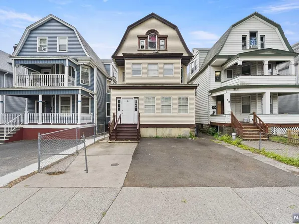 66 Sanford St, East Orange, NJ 07018