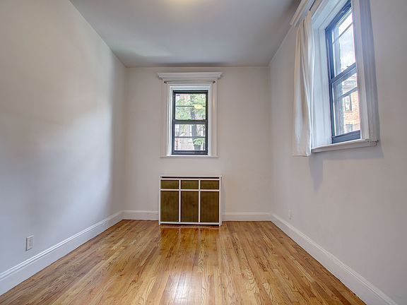 5th image of 55 W 75th St APT 5