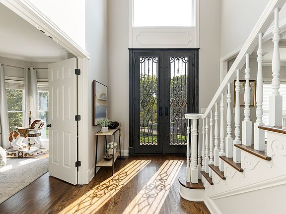 4th image of 805 Kathridge Ct