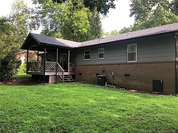 2nd image of 3165 Windy Hill Dr