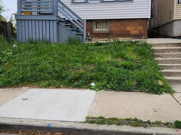 1007 W Pierce STREET, Milwaukee, WI 53204