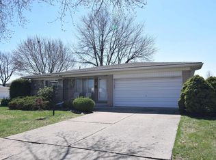 11634 Elly Ct, Warren, MI