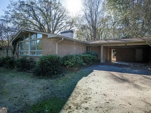 789 Glenn Carrie Rd, Hull, GA 30646