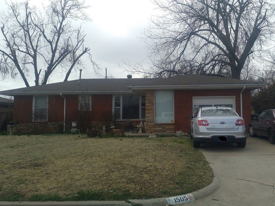 1st image of 1505 N Libby Ave