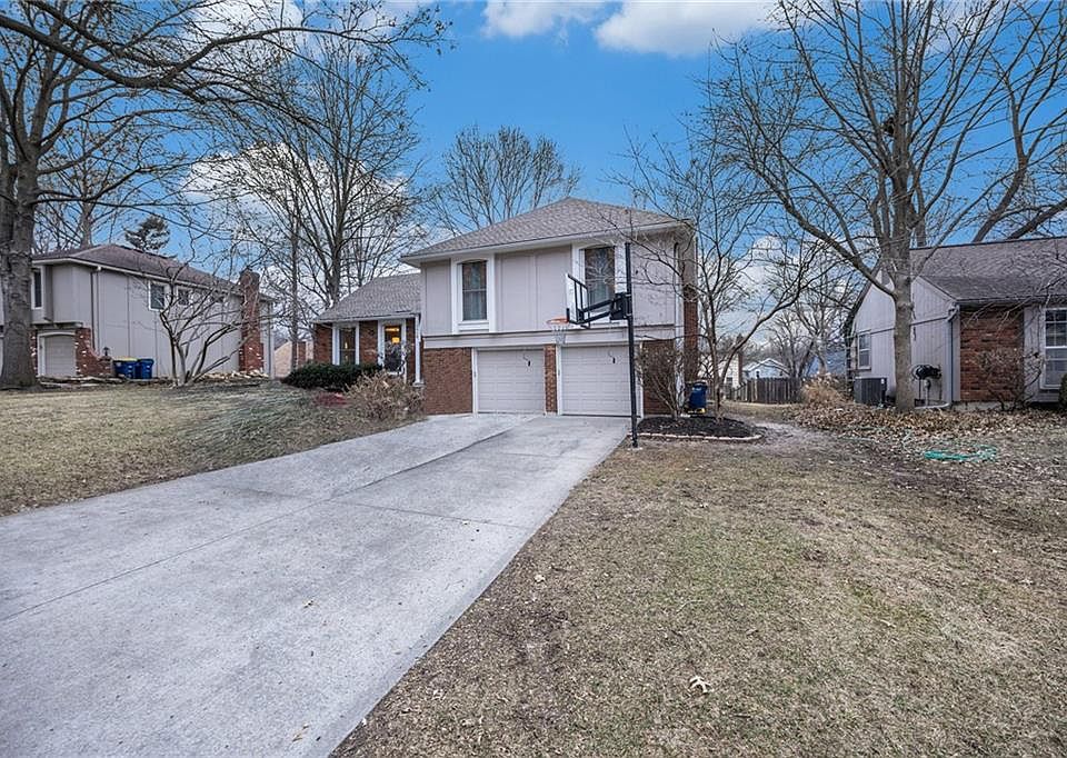 10918 W 100th Pl, Overland Park, KS 66214 | Zillow