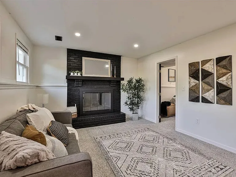 8089 Barret Rd — Photo 2