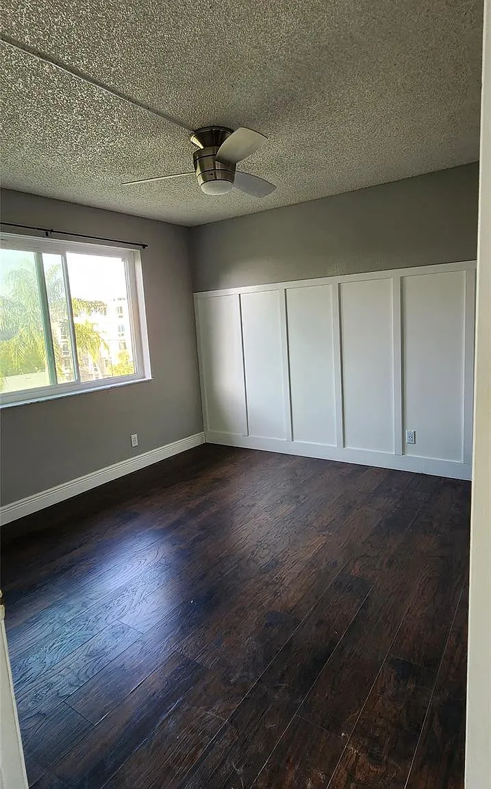 2 bed, 2.0 bath, 770 sqft, $2,000 — Photo 2