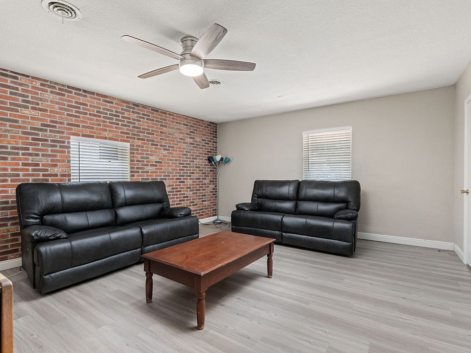 1st image of 905 16th St #1/2