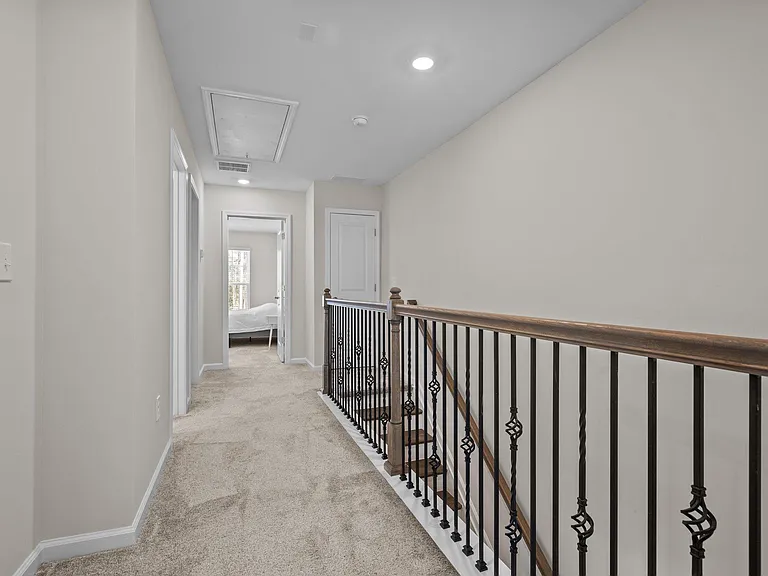 1021 Everglades Way — Photo 18